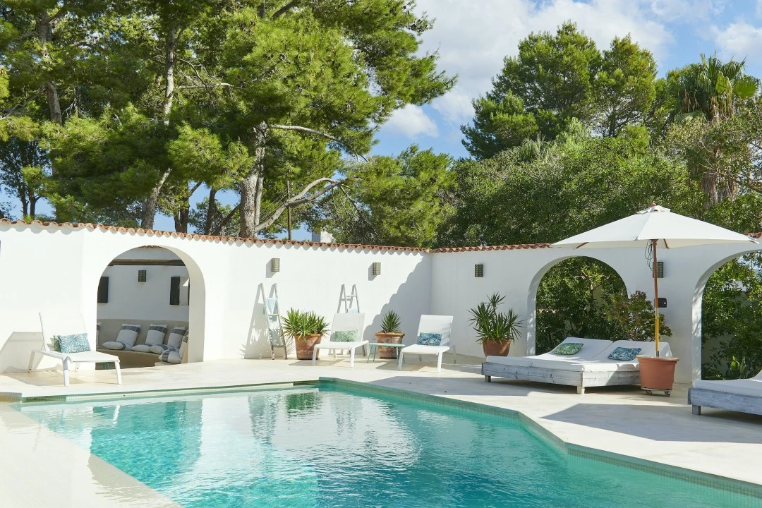 1681373356-Luxury real estates villa to rent Ibiza Lorenzo 46 pool.webp